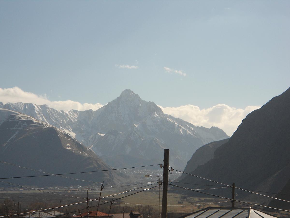 Guest House Sunset Kazbegi Ngoại thất bức ảnh